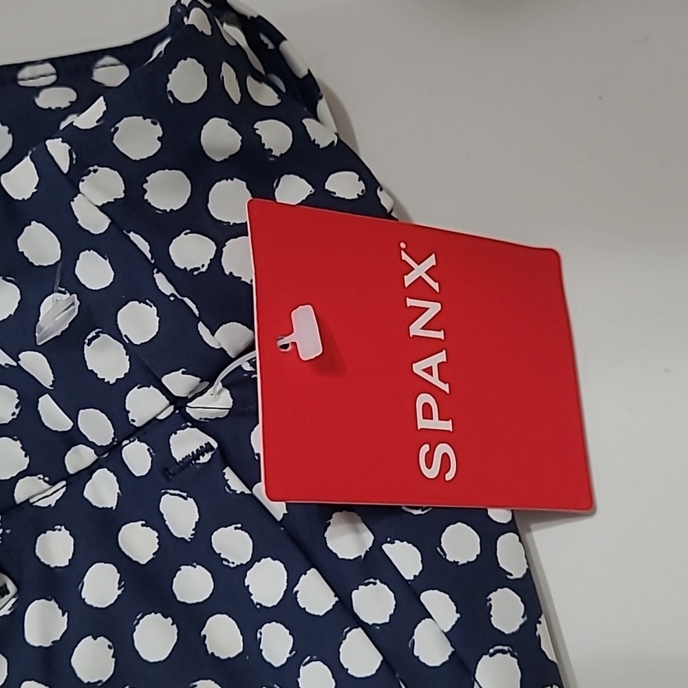 NWT SPANX Navy Blue & White Polka Dot Sunshine Shorts size Large - Picture 8 of 11